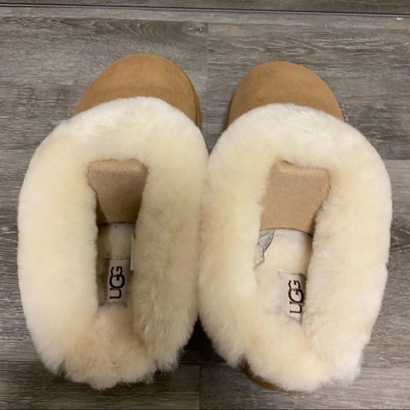 UGG |  Cluggette Fur Lined Slippers In Chestnut NEW In Box - Picture 9 of 12